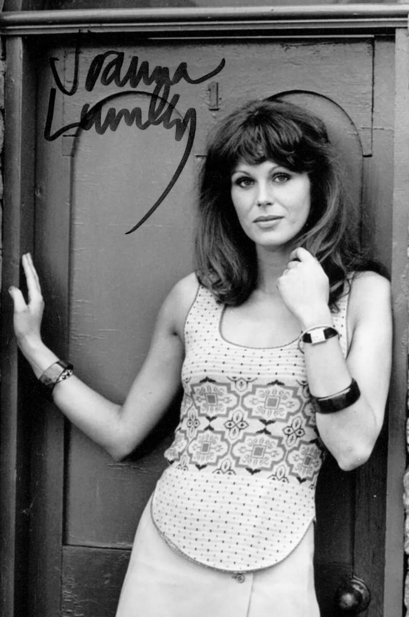 Joanna Lumley 3